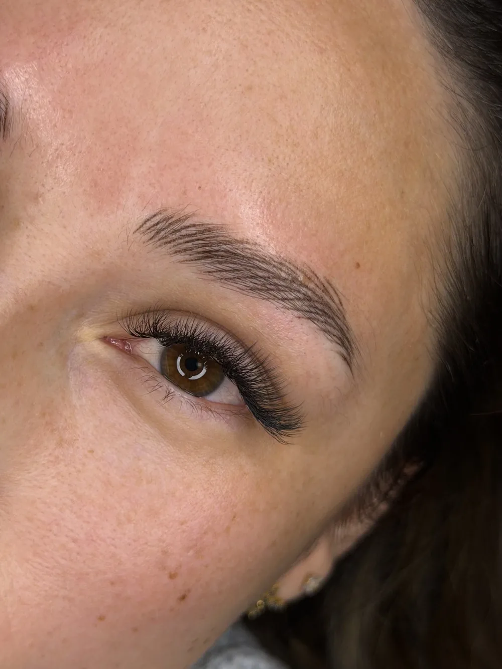 Sopracciglia pelo a pelo realizzate da Sara Bonetti